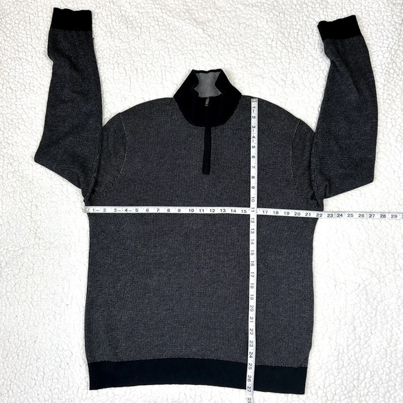 Banana Republic Premium Luxe Yarn Men's Size L Black 1/4 Zip Pullover Sweater - Picture 5 of 5
